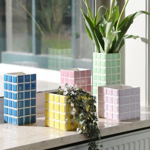 Klevering – Cache pot et vase en dolomite Klevering – Cache pot et vase en dolomite