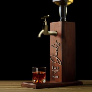 Distributeur Whisky en bois