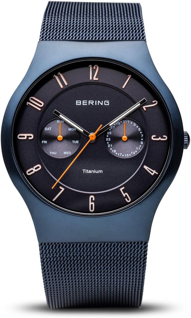 Bering Quartz Titanium Watch Bering Hommes Analogique Quartz Titanium Collection Montre avec Bracelet en Acier Inoxydable & Verre Saphir